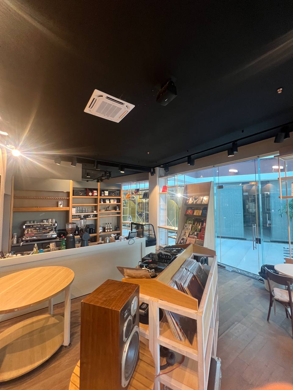 WaxBrew Tre Canne — vinyl corner